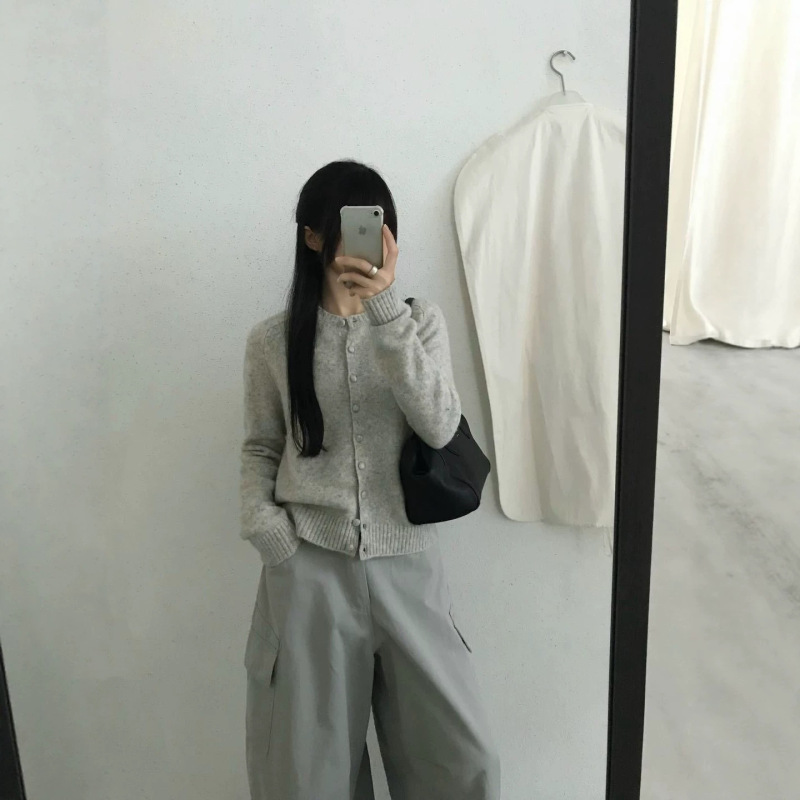 Now nuese solid color knitted cardigan Korean designer women's clothing classic versatile lazy Korean style sweater coat Now nuese solid color knitted cardigan Korean designer women's clothing classic versatile lazy Korean style sweater coat