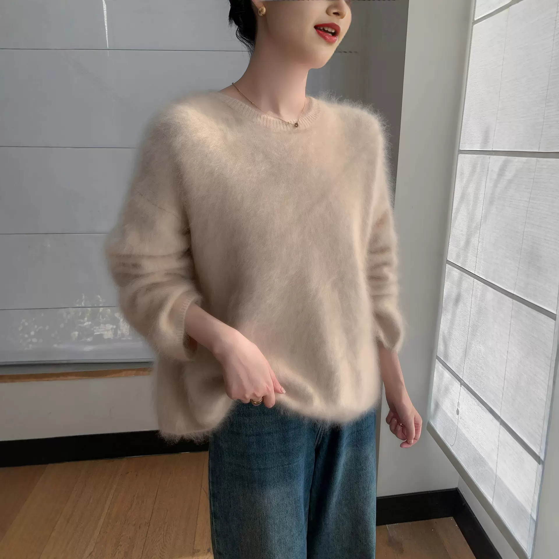 2025秋冬慵懒风拉绒宽松圆领羊绒衫女加厚拉毛羊毛衫保暖针织毛衣