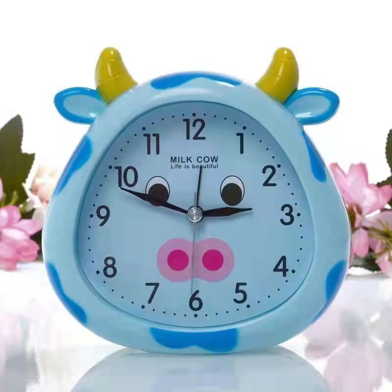 Reloj despertador de aprendizaje para niños diseño cute y moderno – decoración para mesita de noche y hogar.