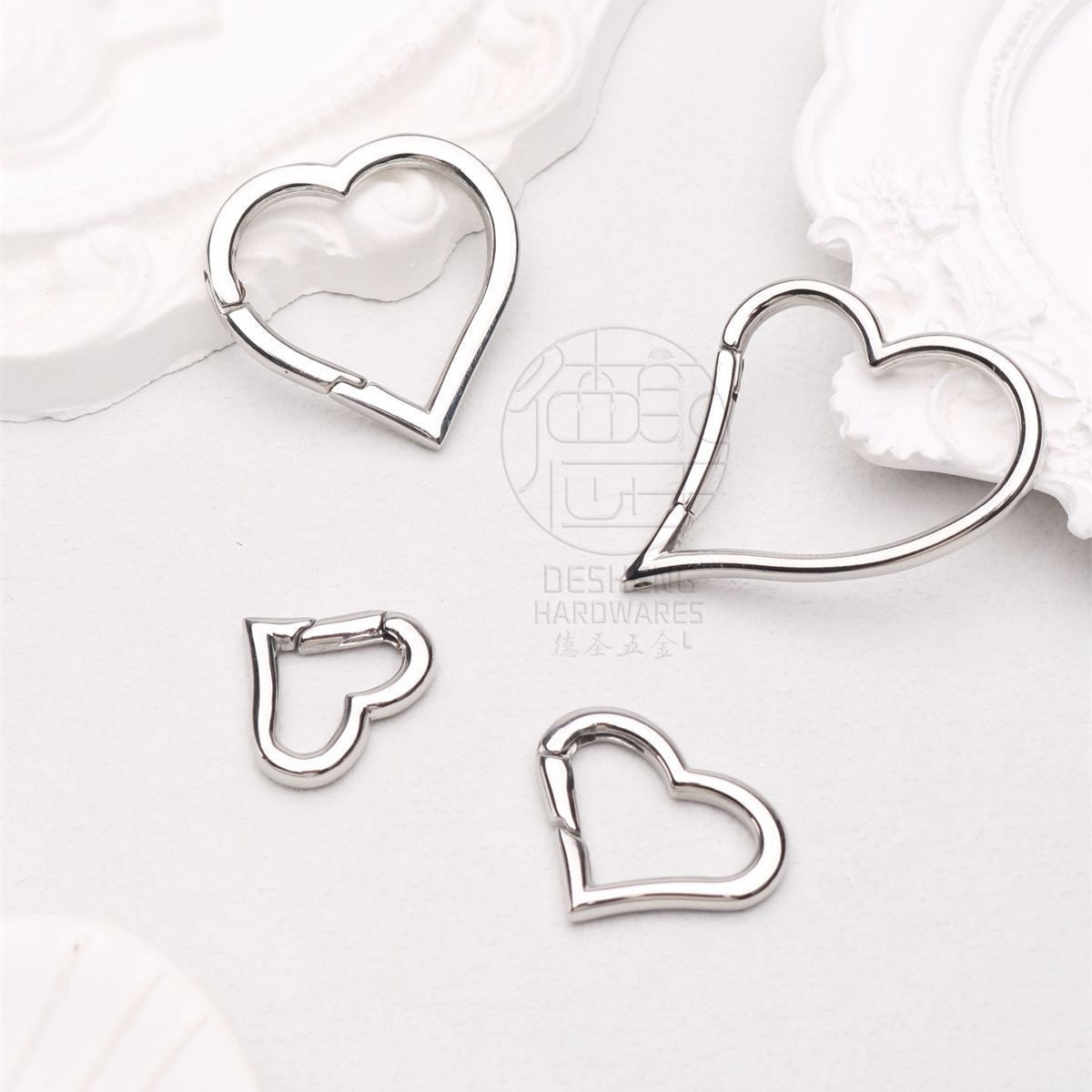 Polished 316L stainless steel buckle creative DIY heart-shaped spring ring luggage accessories key ring hanging buckle jewelry in stock