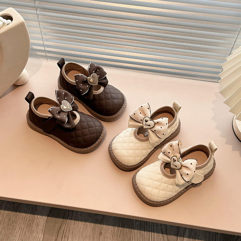Zapatos de princesa bebé de niña primavera y otoño 2025, nuevos zapatos de cuero para niñas, niños, zapatos de frijol de frijol