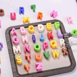 Colorful Large Hole English Letters 26 through Hole Acrylic DIY Mobile Phone Chain High Hanging Keychain Beaded Accessories Material