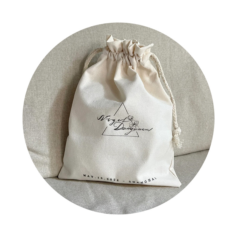 Fábrica directa de nuevo algodón y cáñamo bolsas de cuerda de dibujo bolsas de joyería personalizadas bolsas de embalaje de joyería pueden imprimir LOGO
