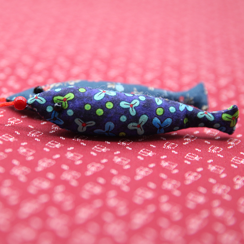 Patchwork estilo antiguo pescado coche colgante bolsa joyería suéter cadena bordado decorativo hecho a mano DIY llavero colgante