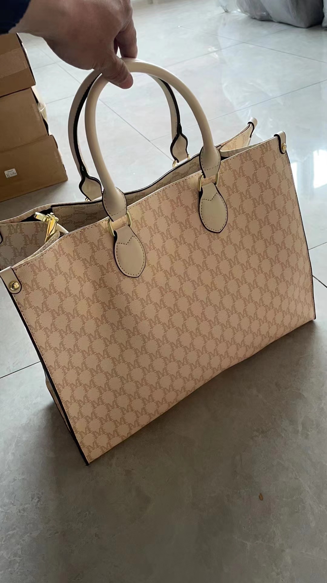 Retro Women's Shoulder Bag Large Capacity Pu Leather Commuter Tote_voghion.com