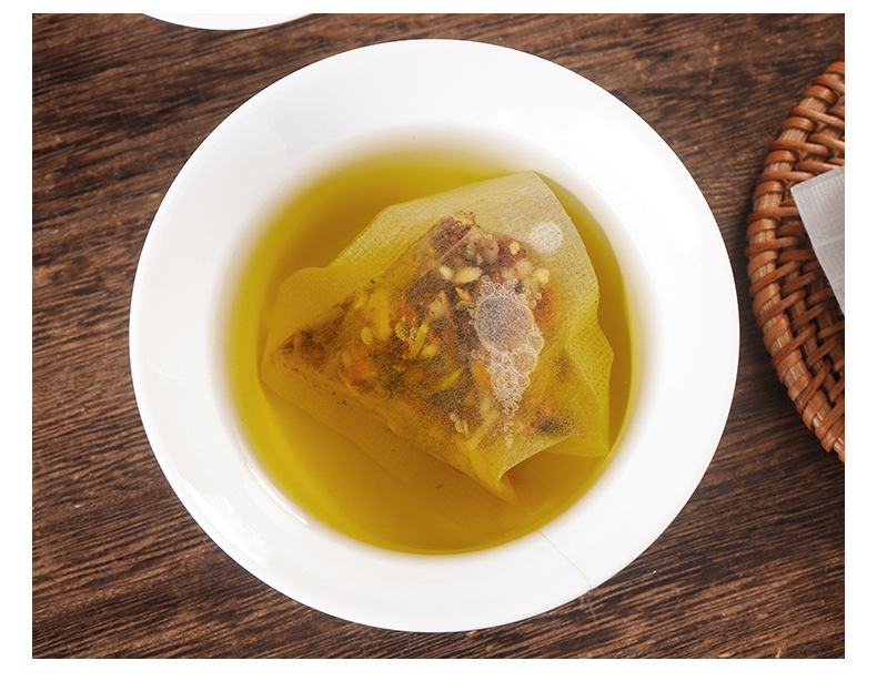 Jie Yan Herbal Tea 150g Bag 30 Teabags Houttuynia Huo Xiang Ren Shen Blend Sugar Free Cold Brew in use