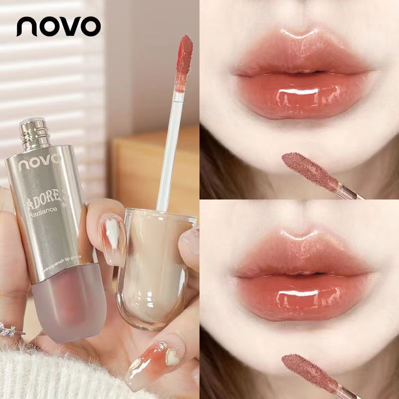 NOVO Chun Run bright water gloss lip glaze plain appearance white pure desire wind doodle lip waterproof not easy to fade non-stick cup NOVO Chun Run bright water gloss lip glaze plain appearance white pure desire wind doodle lip waterproof not easy to fade non-stick cup