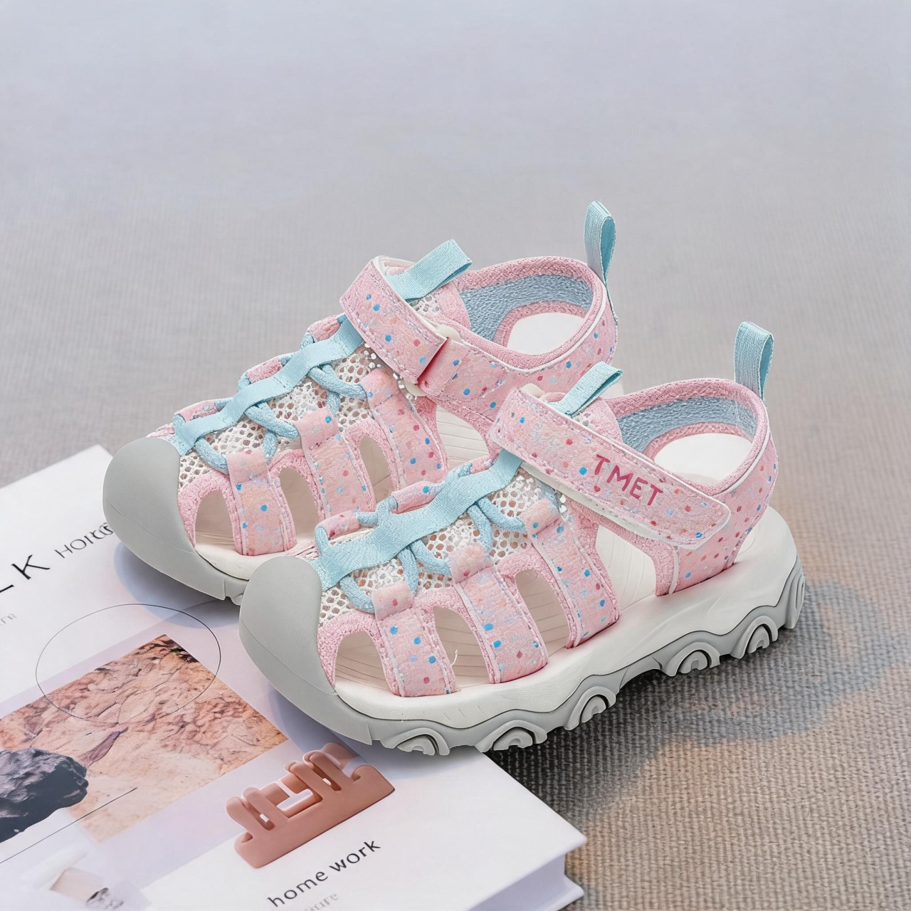 Niñas de moda versátil sandalias de verano 2026 nuevos zapatos casuales transpirables para niños zapatos deportivos para correr image 4