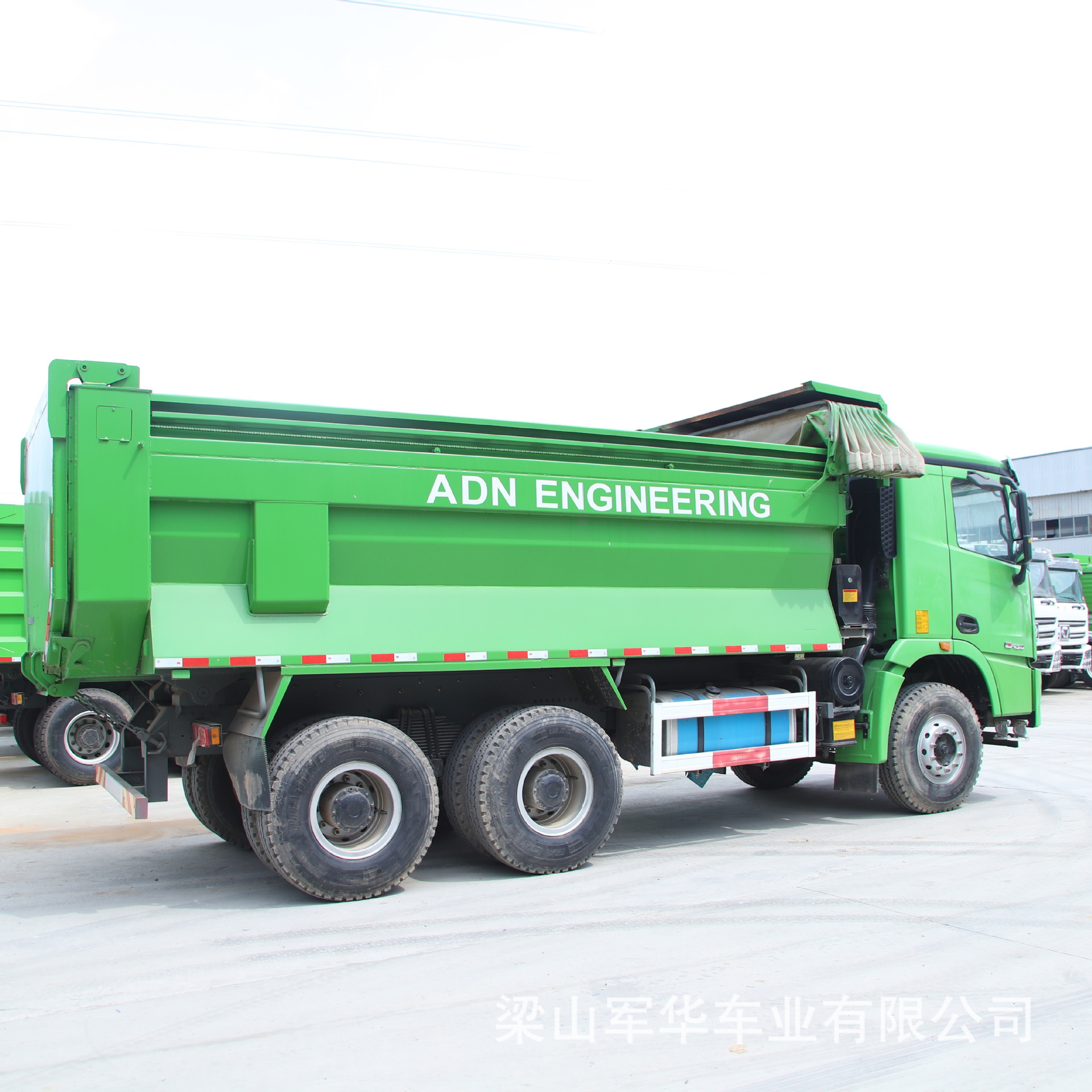 XCMG dump truck for sale, 10-wheel mining dump truck, sand and gravel transport vehicle, 8-wheel rear self-unloading engineering vehicle