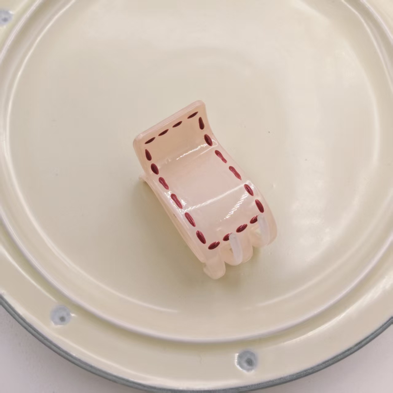 Pinza tipo tiburón extra grande de 13 cm, elegante y resistente