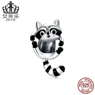 ��ɯ���ɐ�С��ܴ���r�к�ɫ���������� ���ys925�y�����Ʒ