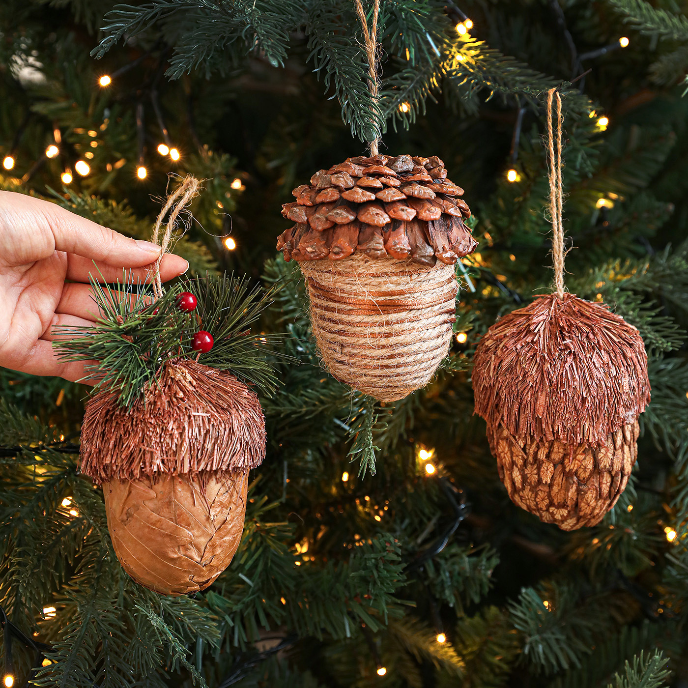 Nuevo colgante de madera grande pinos espuma colgante árbol de Navidad roble decoración escena decoración decoración