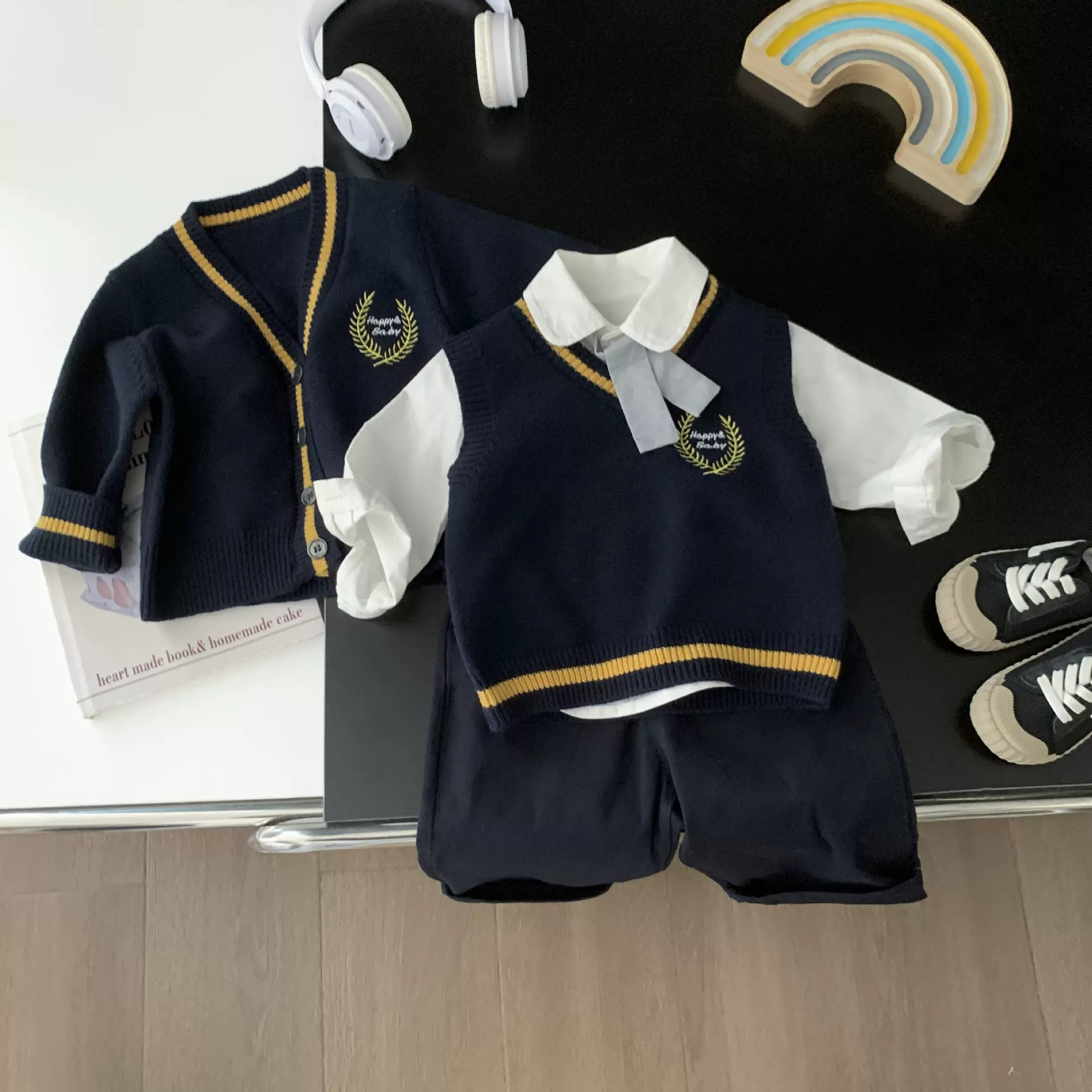 学院风男童四件套洋气宝宝春秋针织开衫+马甲+衬衫+长裤婴儿套装