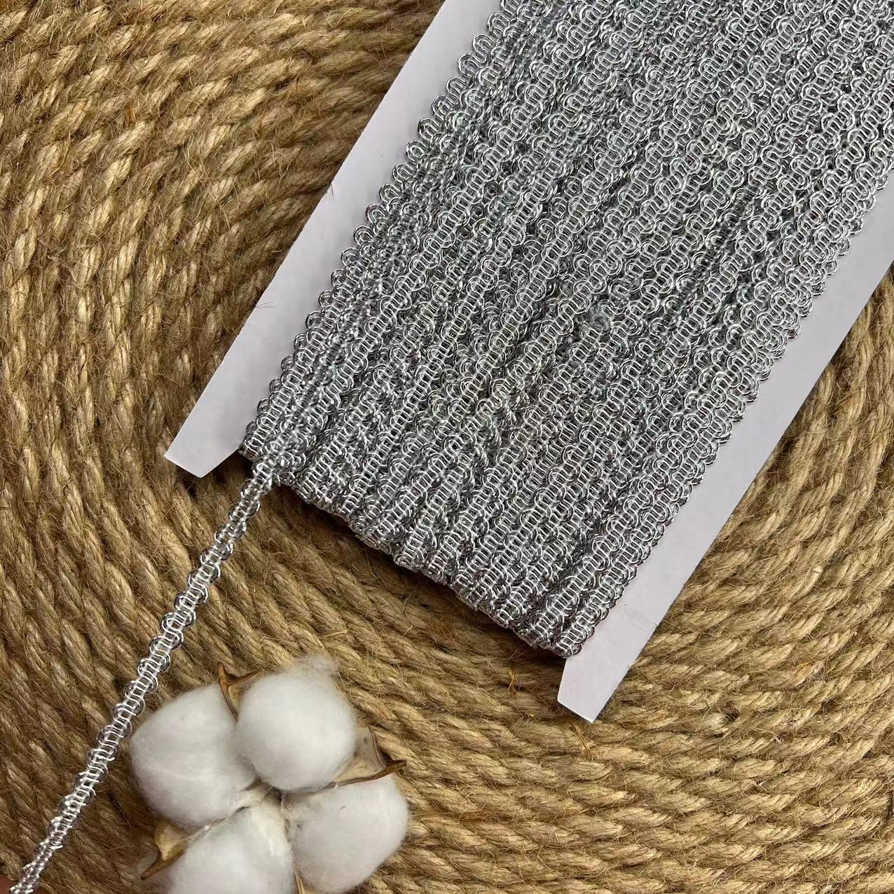 Cinta de Encaje de Hilo Dorado y Plateado de 0.5 cm de Poliéster para Ropa y Manualidades DIY