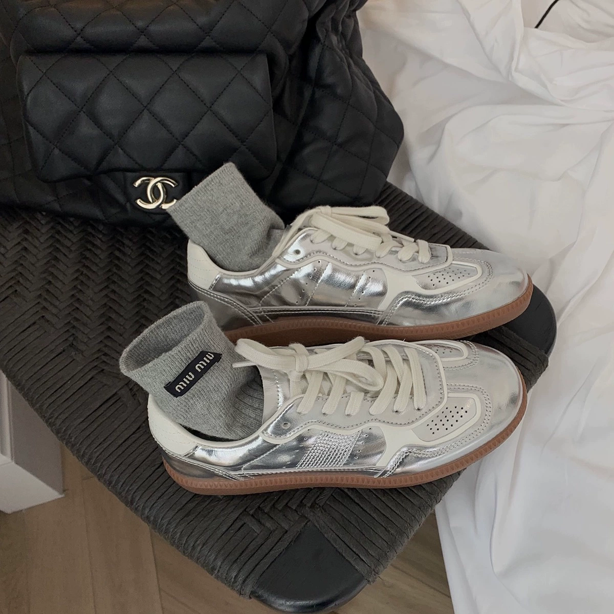 Овчинная версия ~ Кожаная ретро повседневная немецко-тренировочные туфли женская летняя новая дикастая с толстым дном