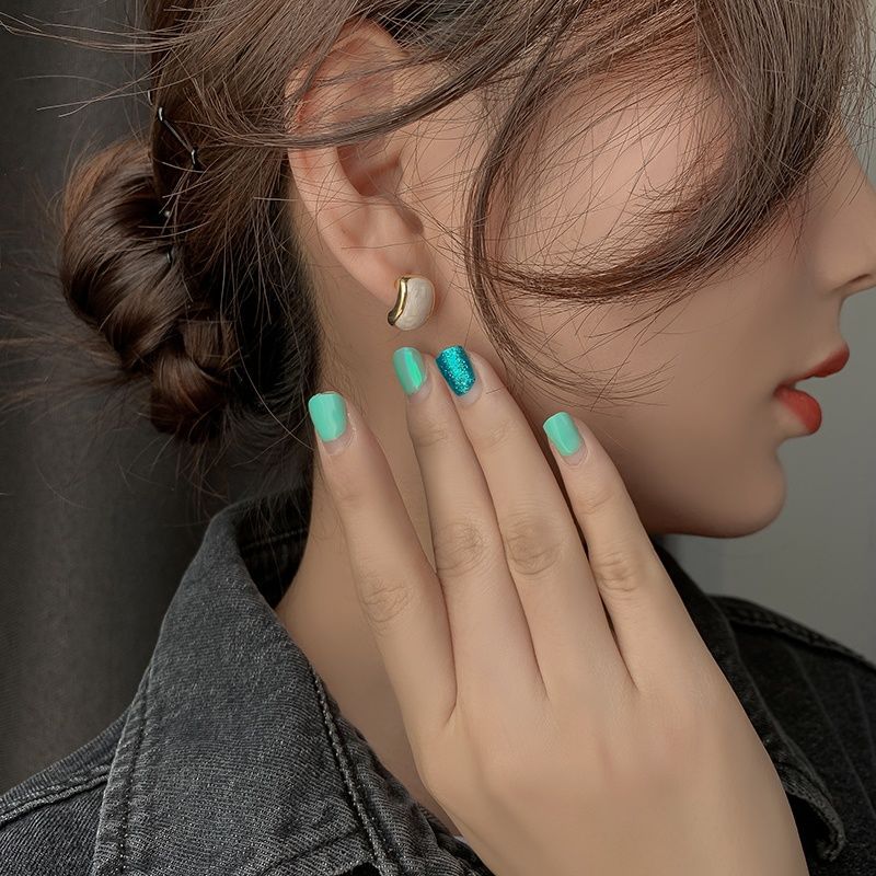 YH nuevo estilo retro Hong Kong pendientes temperamento Corea del Sur Internet celebridad oreja clip ins estilo pendientes de alto grado Luz de lujo moda de las mujeres