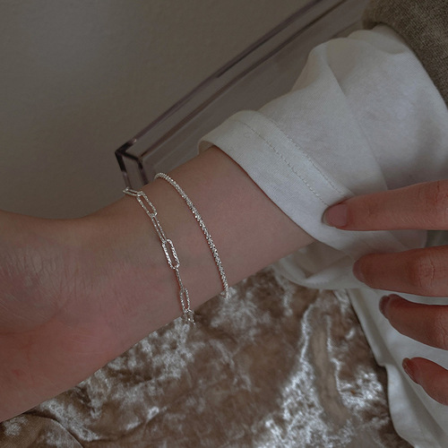 Gleaming Wave Beaded Bracelet -  New Trendy Hand Accessory for Girls, Cool and Simple Style, Versatile and Easygoing