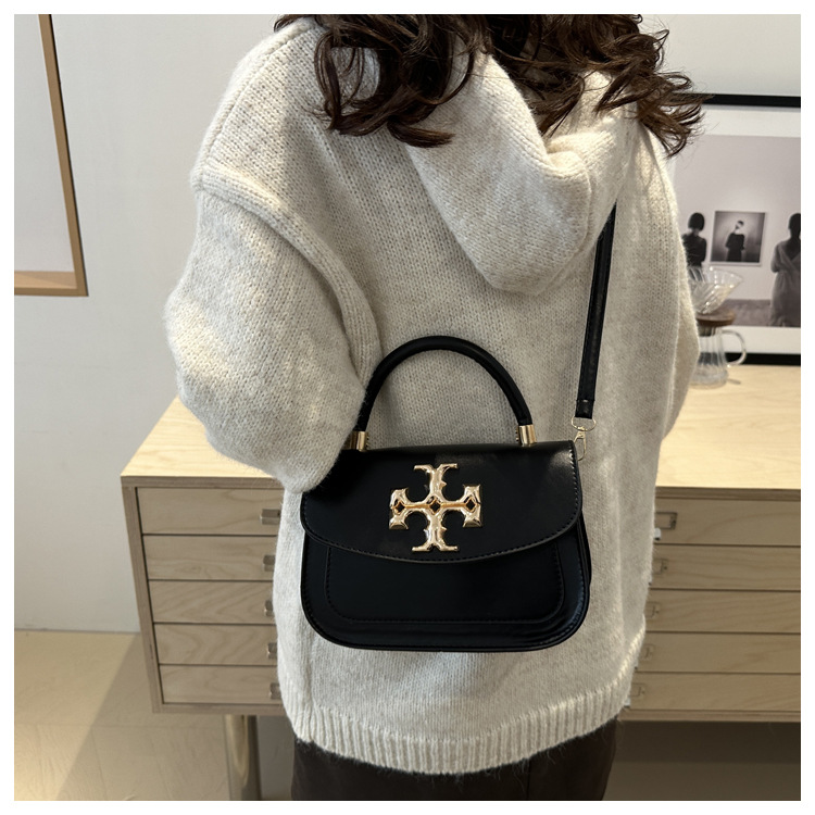 Cross-border retro underarm women's bag, this year's new fashionable single-shoulder bag, trendy and textured crossbody bag, casual tofu square bag undefined