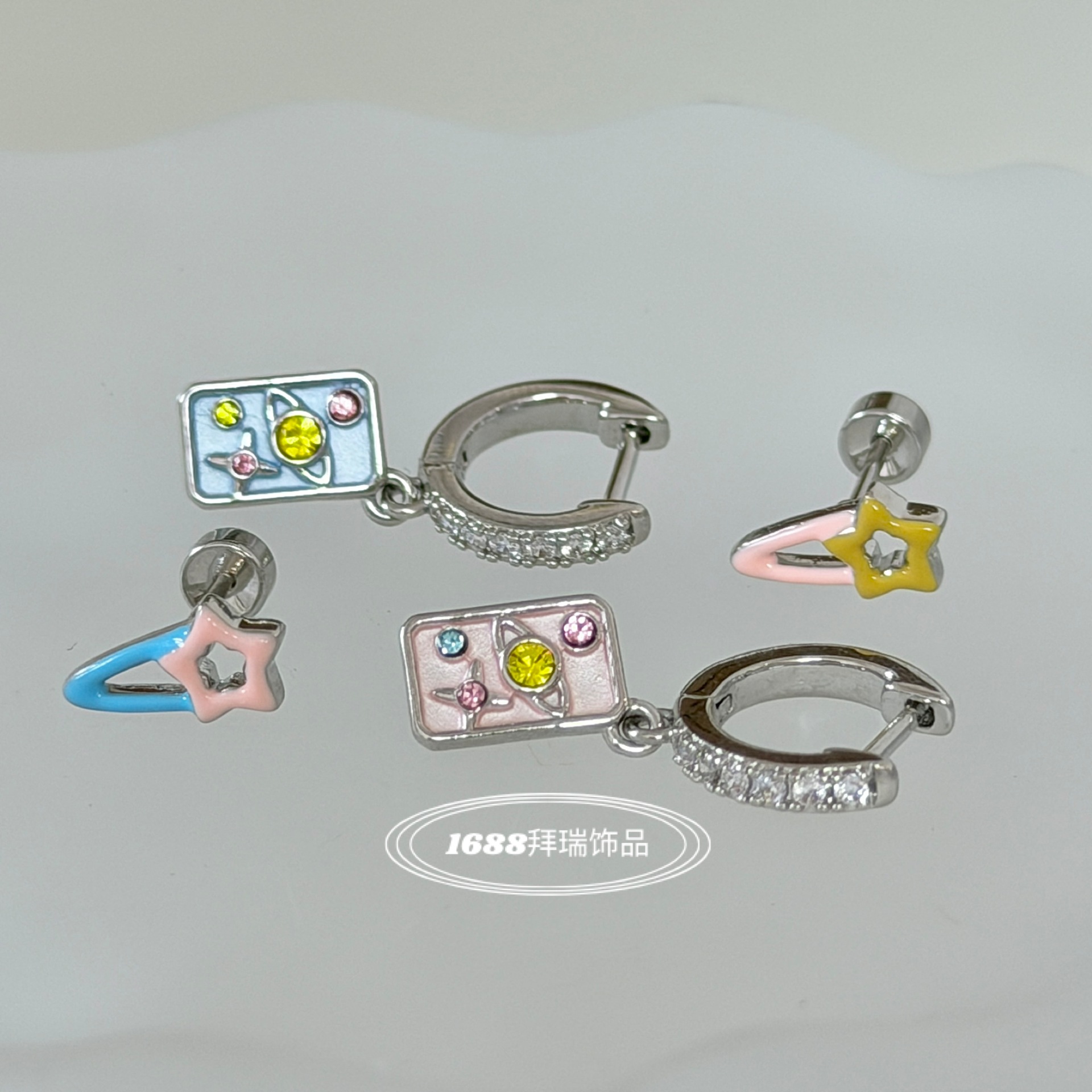 Stylish and cute, with a girlish touch, the contrasting color star hairpin, titanium steel ear cuff, Saturn straight pin ear hoop, and ear clasp