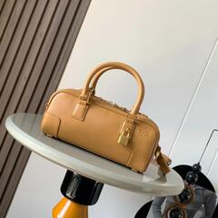 大衆設計軽豪華牛皮ハンドバッグ2025春夏新作ファッション斜めショルダーバッグボーリングバッグ枕バッグ