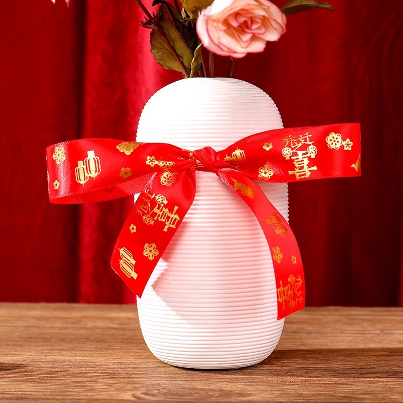 Nueva vivienda en movimiento Fu Zi en la casa nueva casa se mueve tela roja seda cinta roja decoración de la casa suministros ceremoniales