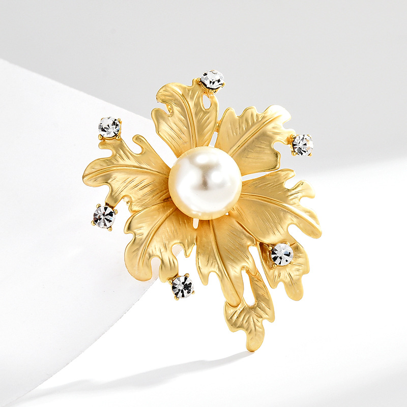 Vintage Sun Cloud Brooch For Men Minimalist Elegant Accessories_voghion.com