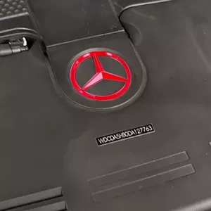 Suitable for Mercedes-Benz modified engines, black three-pronged star hood sticker, C E S-class CLA GLC logo