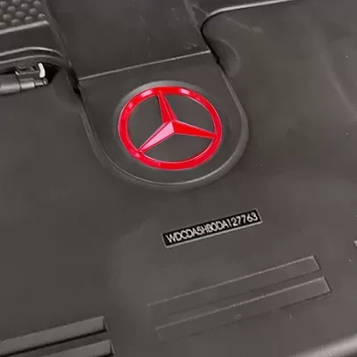 Suitable for Mercedes-Benz modified engines, black three-pronged star hood sticker, C E S-class CLA GLC logo