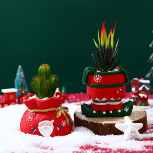 Christmas desktop decoration resin flower pot Christmas pen container succulent flower pot decoration