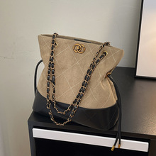 通勤复古磨砂包包女2025新款撞色小众菱格单肩腋下包斜挎包水桶包