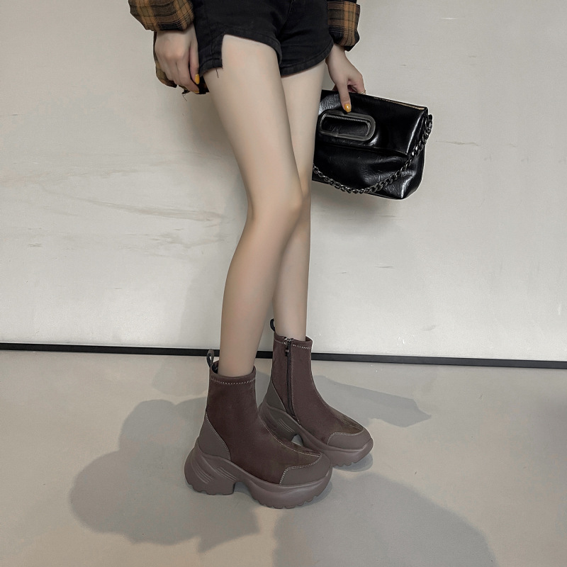2026 Dolphin Fleece-Lined High-Heeled Ankle Boots, Winter New Style, Popular Design, Stylish and Slimming, Fashion Boots for Petite Women 2026 Dolphin Fleece-Lined High-Heeled Ankle Boots, Winter New Style, Popular Design, Stylish and Slimming, Fashion Boots for Petite Women