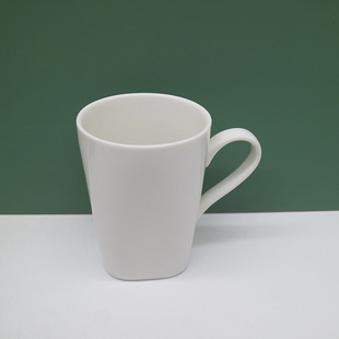 ���մ� ��ɫ�Ǵ��R�˱��̄�ˮ�� �Ƶ��e�^�k������ ��ˮ����LOGO