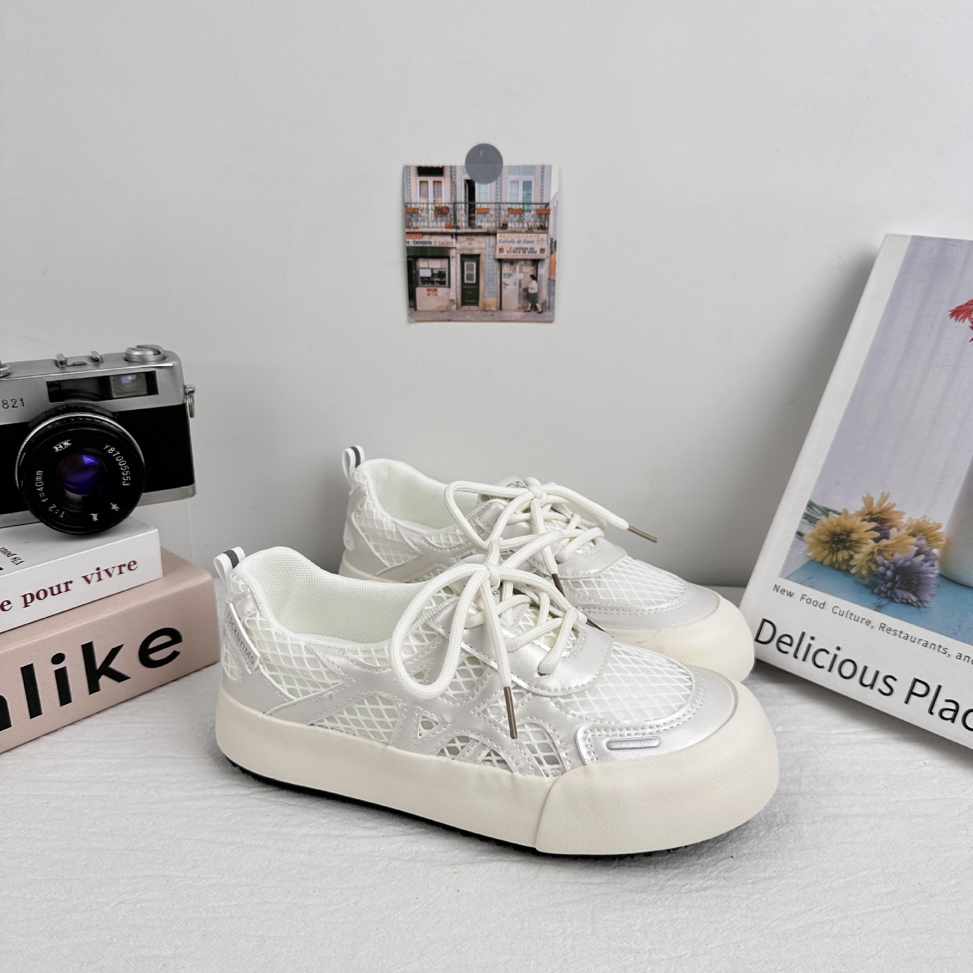 6664 zapatillas de deporte de pescador de suela gruesa de malla para mujer transpirable 2025 nuevos zapatos de red de nicho zapatos blancos casuales explosivos de entrenamiento alemán