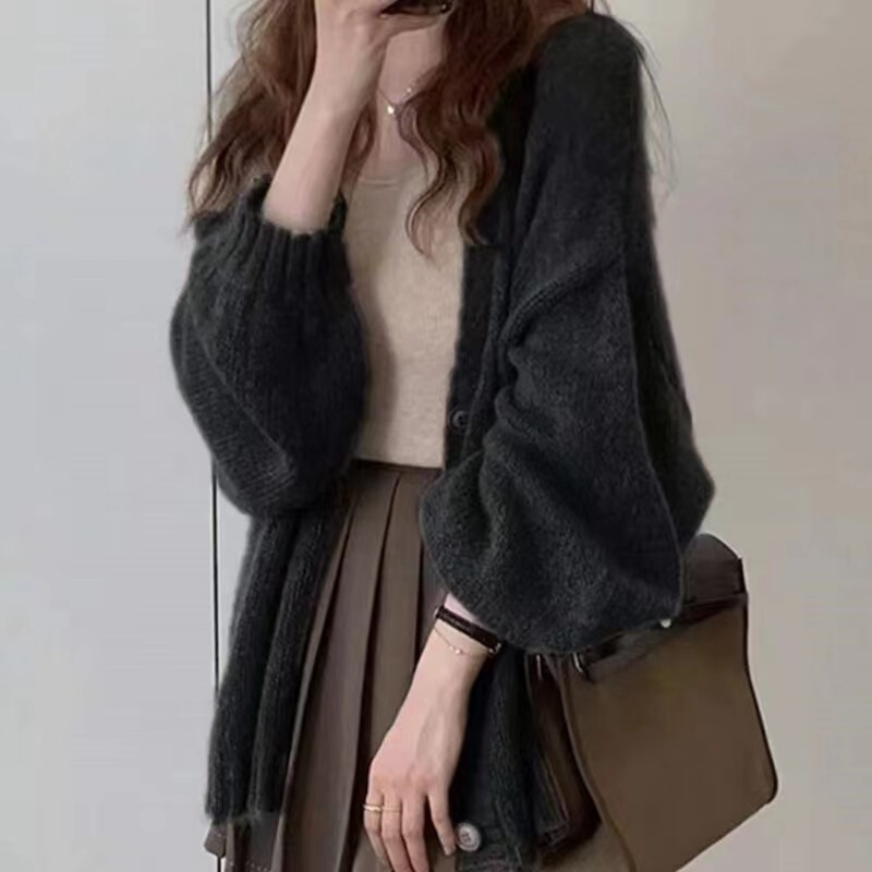 Japanese-Style Checkerboard Sweater Cardigan for Women, Spring 2026 New Style, Loose and Lazy Style, Fashionable and Versatile Knit Cardigan Japanese-Style Checkerboard Sweater Cardigan for Women, Spring 2026 New Style, Loose and Lazy Style, Fashionable and Versatile Knit Cardigan