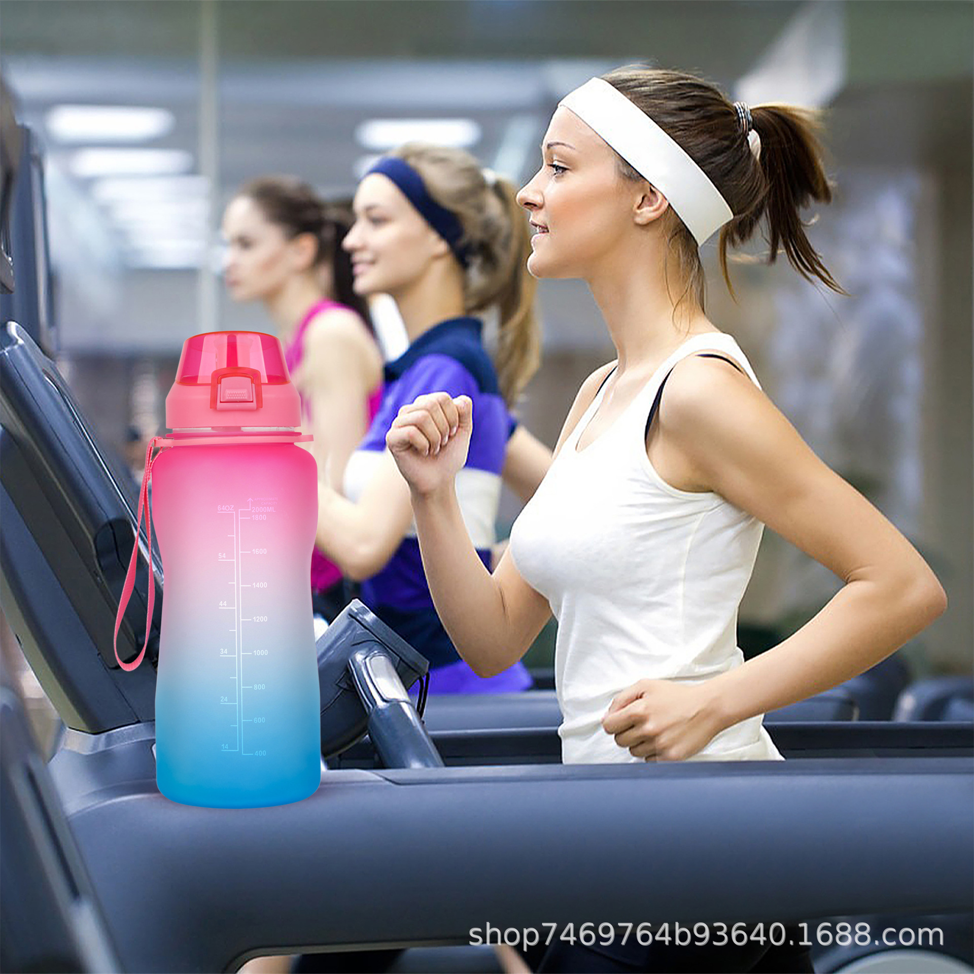 Gran capacidad creativa gradiente deportes taza de agua 2.2L portátil al aire libre cuerda cubierta elástica taza de plástico Internet celebridad fitness taza de agua