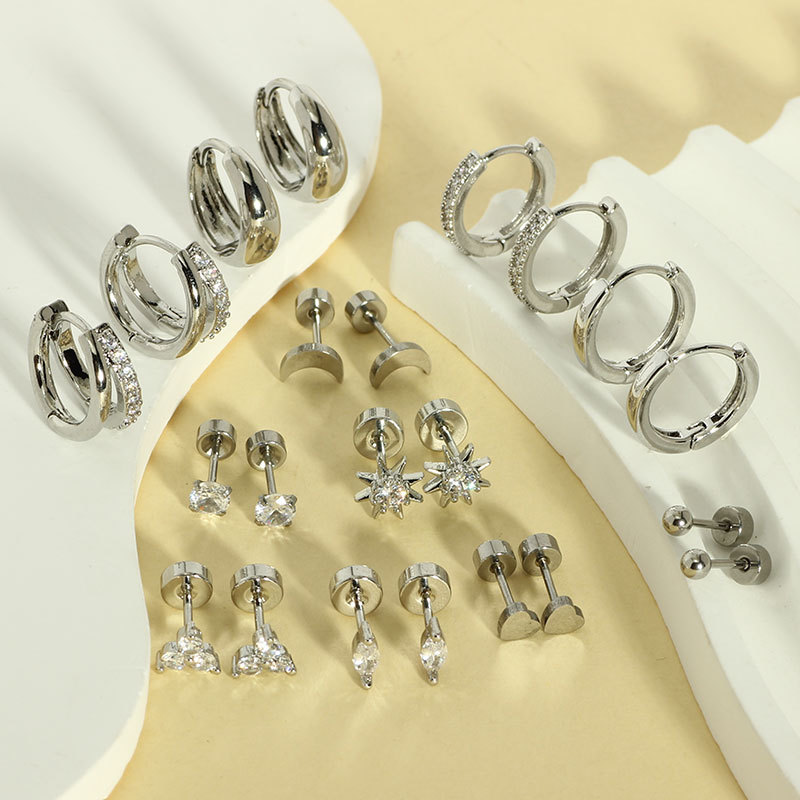 Labret piercing jewelry detail image