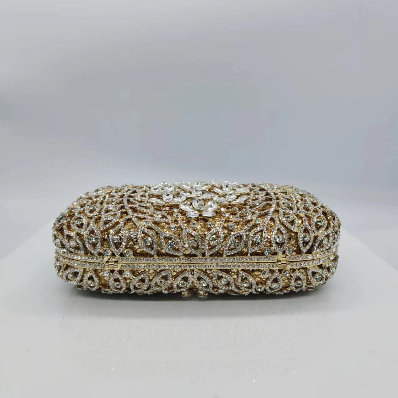 Transfronterizo nuevo paquete de cena de moda con diamantes goteo de flores de ciruela europea y americana banquete de diamantes lleno embrague nuevo duro
