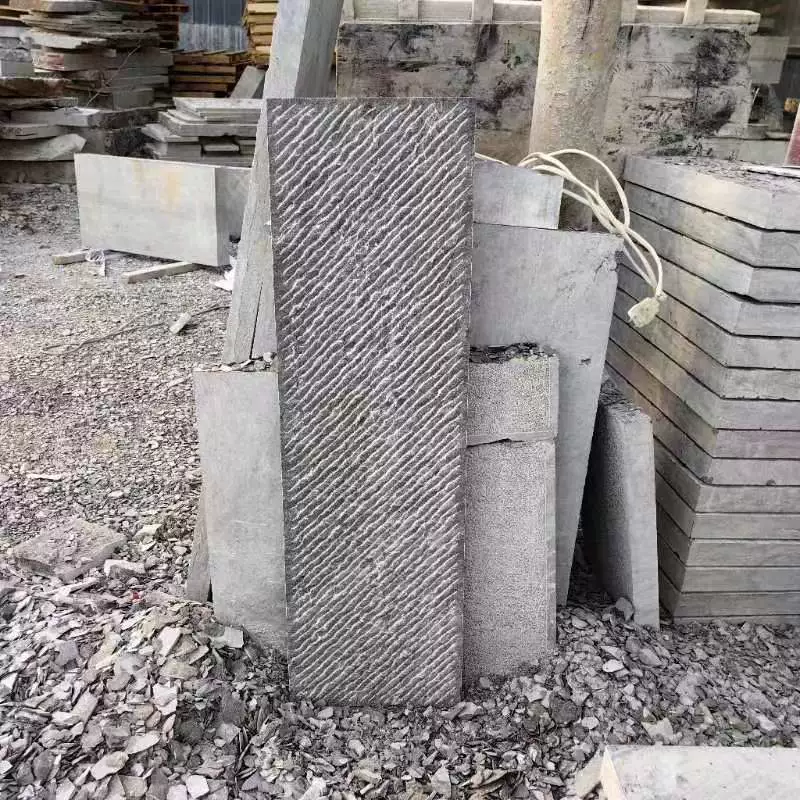 Irregular bluestone slabs