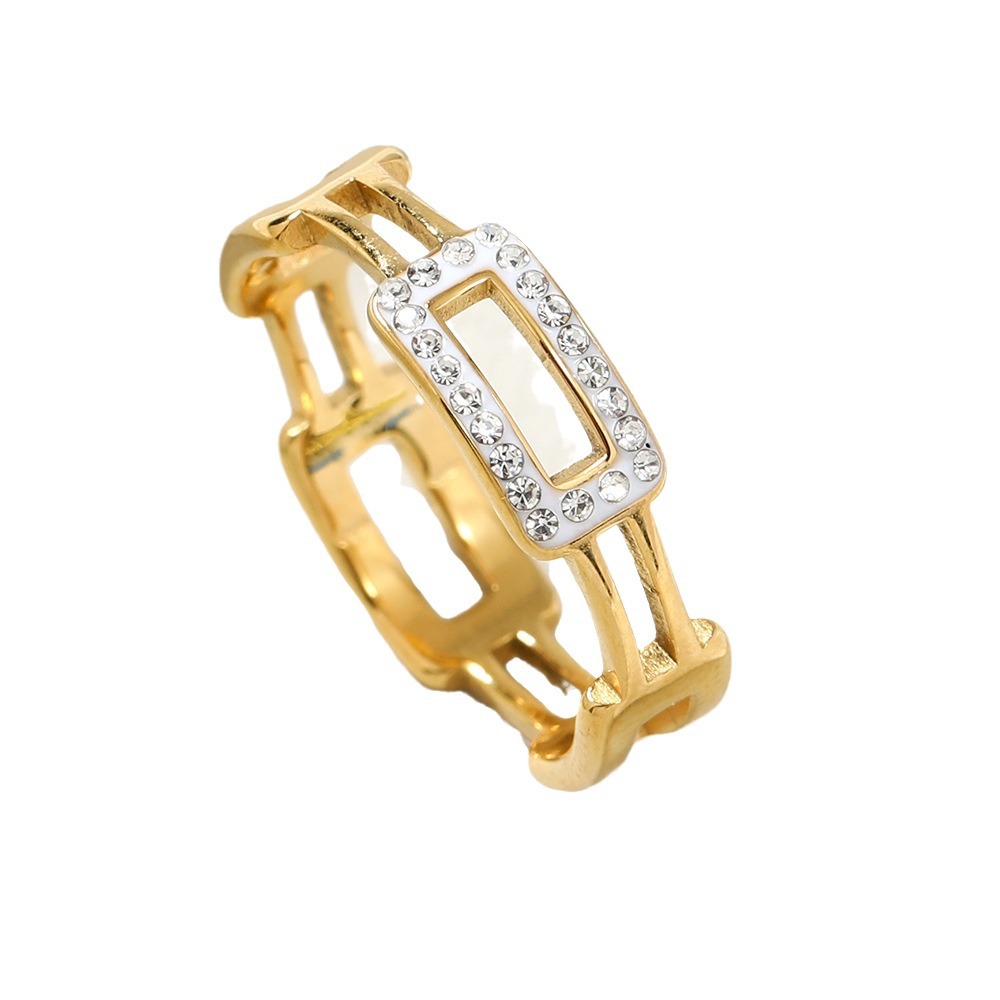 Joyas de acero inoxidable europeas y americanas Fashion Square geométrica arcilla diamante incrustado cadena anillo de acero de titanio anillo de personalidad de lujo ligero