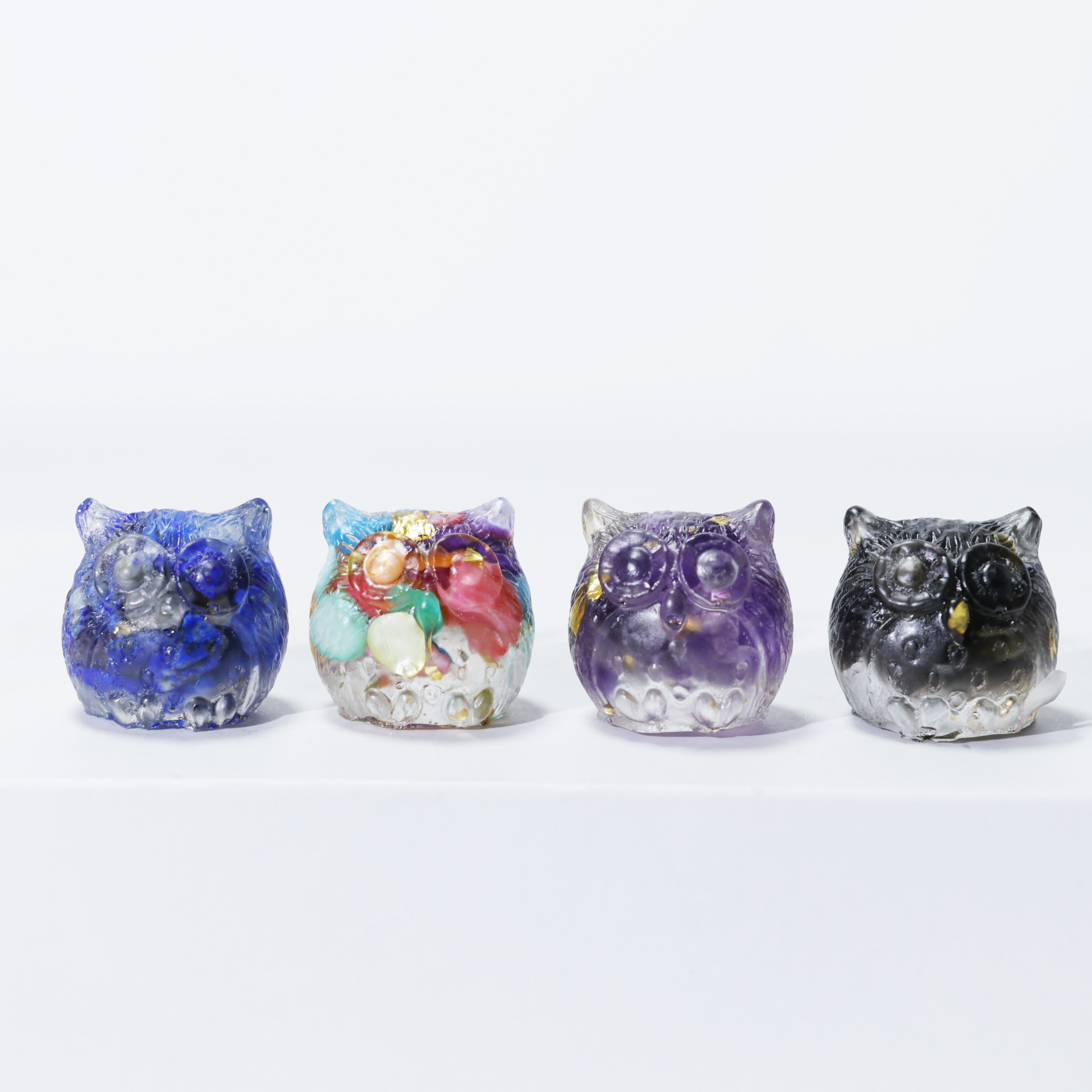 クロスボーダーの新しい水晶の砂利の小さいフクロウの滴のゴムの置物の小さい景観の装飾の手工芸品