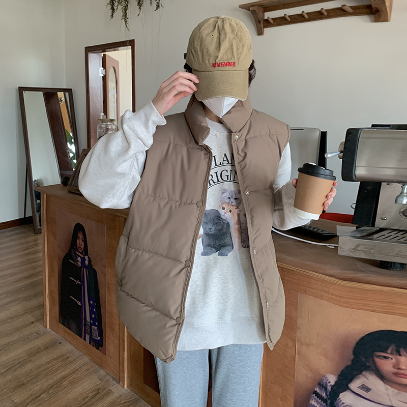 카키색