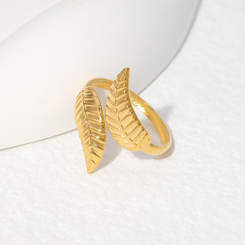 Retro Leaf Stainless Steel Plating Open Ring