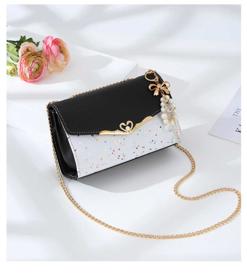 Women's Small Pvc Geometric Fashion Square Magnetic Buckle Crossbody Bag display picture 1