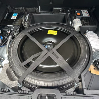 Cable Ties, Spare wheel cover