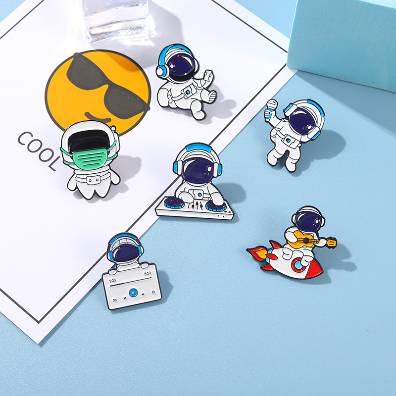 New Astronaut Dj Music Combination Pin Clothes Accessories Brooch display picture 4