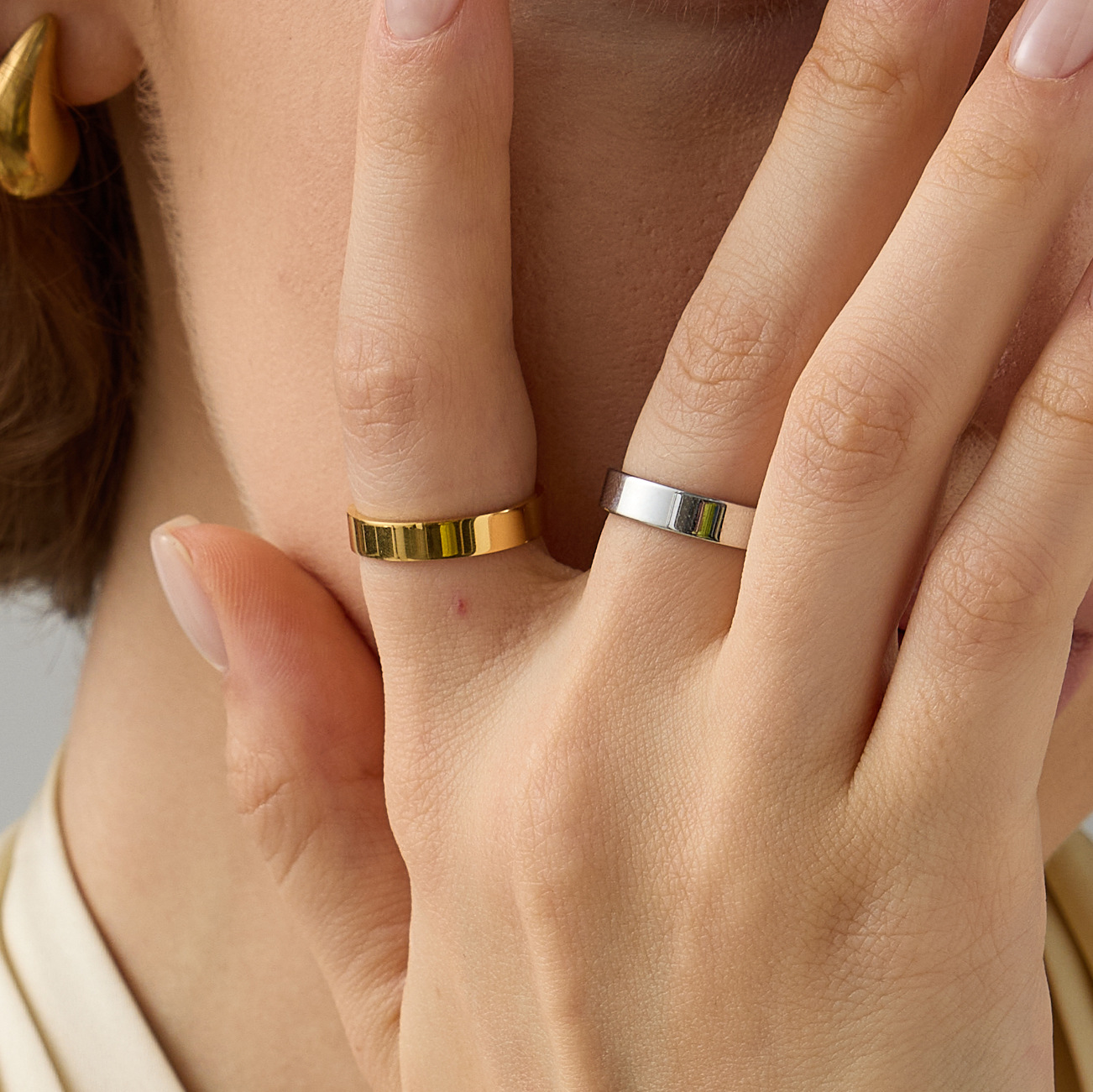 Simple and Stylish Titanium Steel Ring with a Circular Design, European and American Fashion, Light Luxury, Adjustable Plain Ring for Men, Cross-Border Jewelry