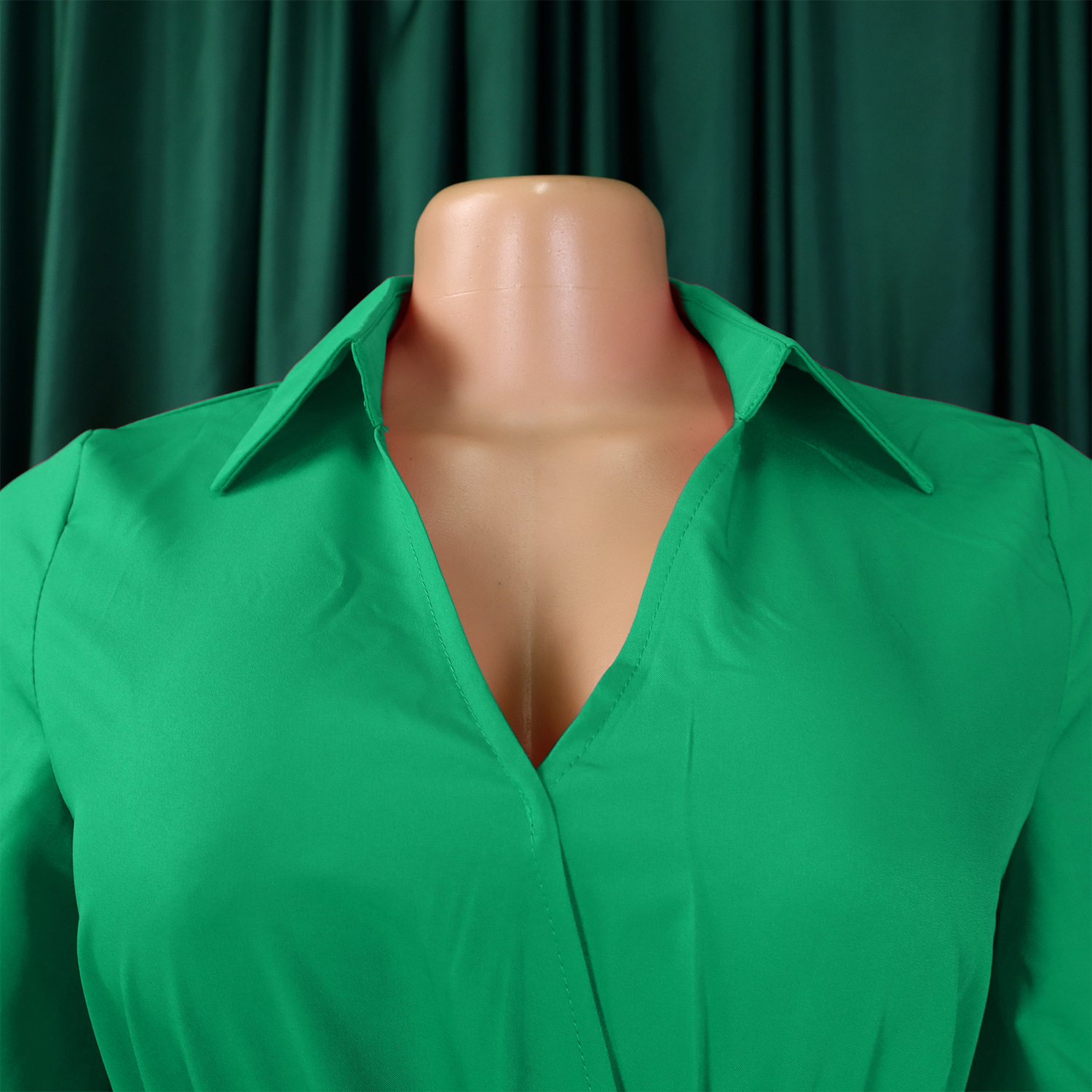 GraceChic D3327 Damenkleid Frühjahr 2025, neue Mode, V-Ausschnitt, einfarbig, langärmelig, weiter Saum, plissiert, Exportkleid_voghion.com