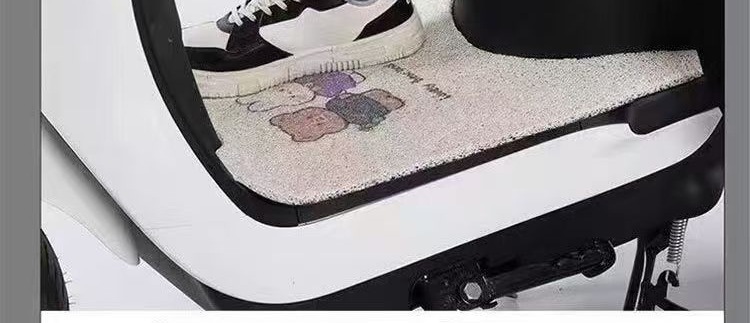 Customized Electric Scooter Cartoon Foot Pads, Custom-Made Wire Loop Pedal Mats, Electric Scooter Dust Removal Pedal Mats, Bring in Wealth and Treasure Cat