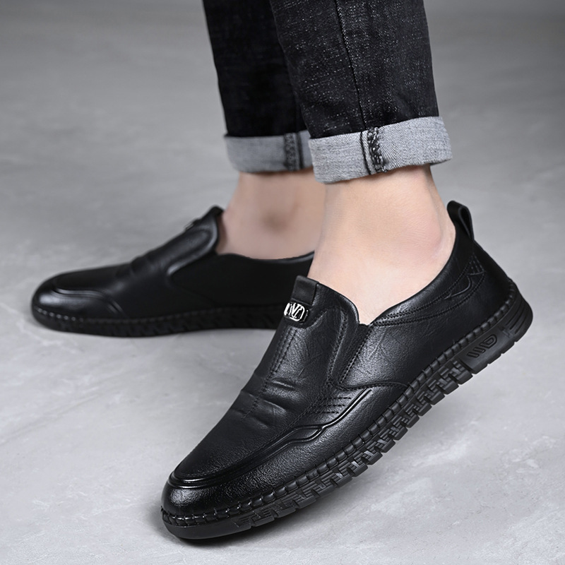 부드러운 가죽 부드러운 바닥 남성 가죽 신발 남성 봄 새로운 캐주얼 가죽 신발 남성 운전 아빠 신발 남성용 미끄럼 방지 비즈니스 가죽 신발