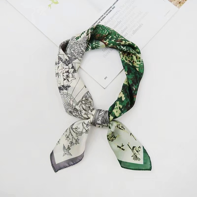 Bufanda cuadrada pequeña de satén de moda coreana 70 × 70, nueva bufanda de seda estampada, accesorios para el cabello, pañuelo para la cabeza, bufanda, serpentinas al por mayor